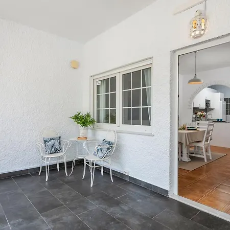 Beautiful House With Sea Views And Private Pool