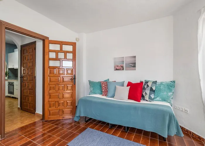 Beautiful House With Sea Views And Private Pool Chalet Torrevieja